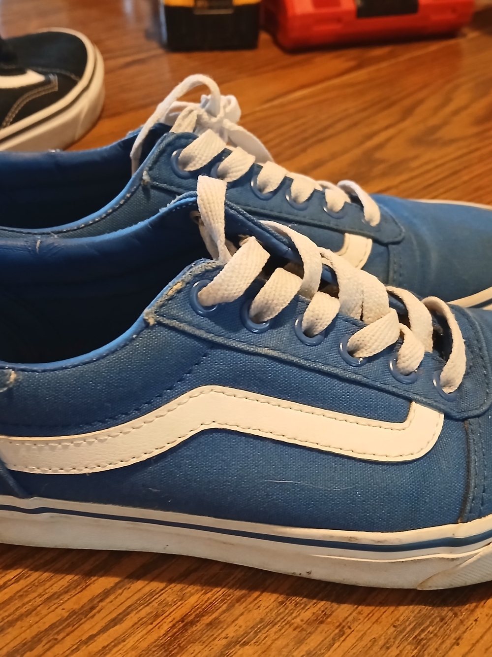 Vans Kids Royal Blue Canvas Low-Top Sneakers with White Stripe